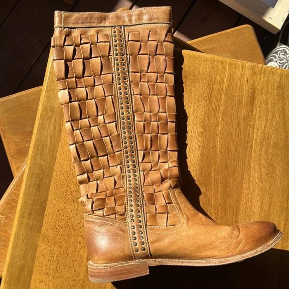 Frye Paige leather woven boots camel - Picture 1 of 8